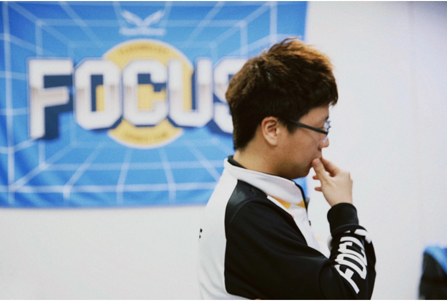 关于英雄联盟队主教练发声，誓言带队登顶的信息