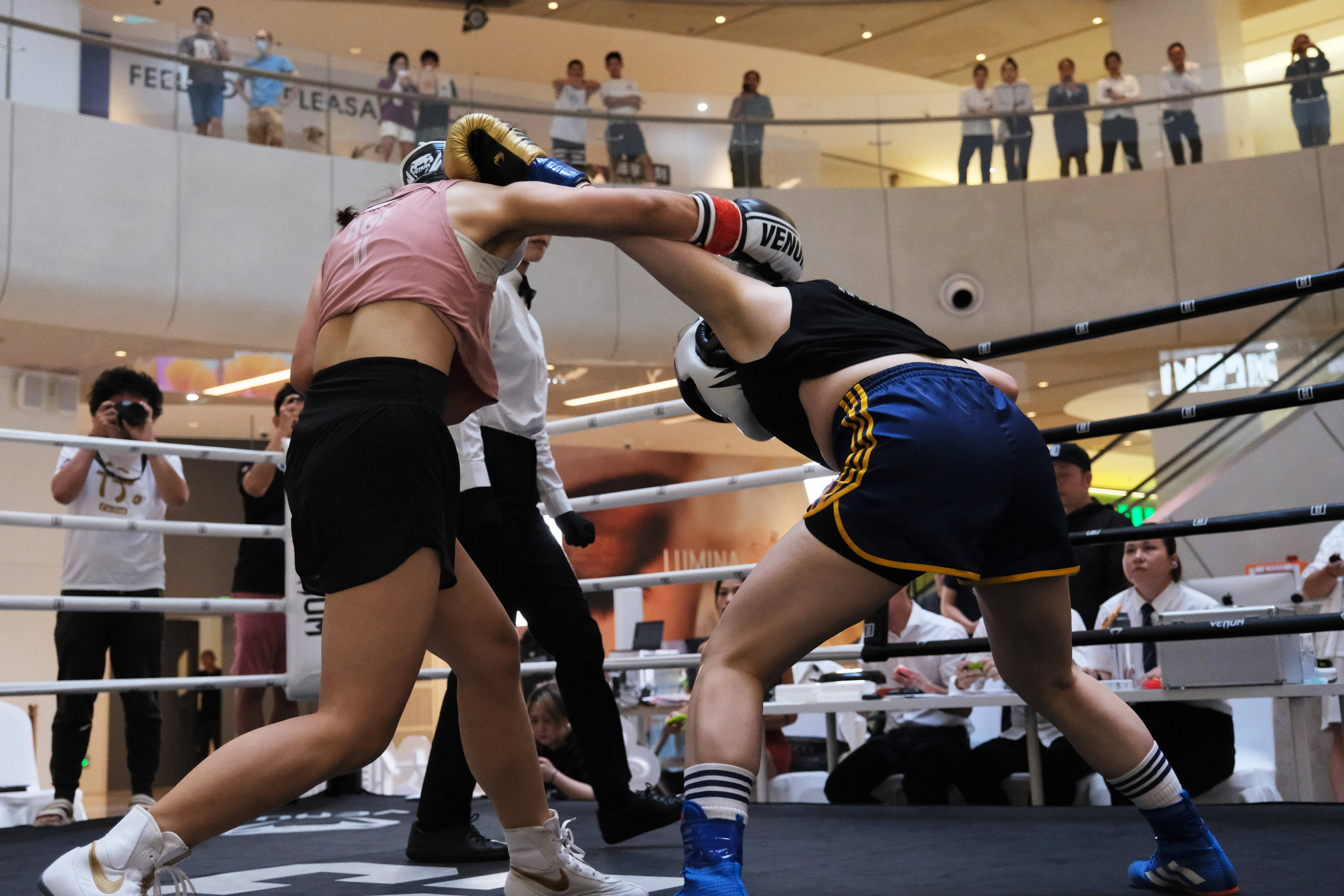 焦点大战：拳击上演巅峰碰撞