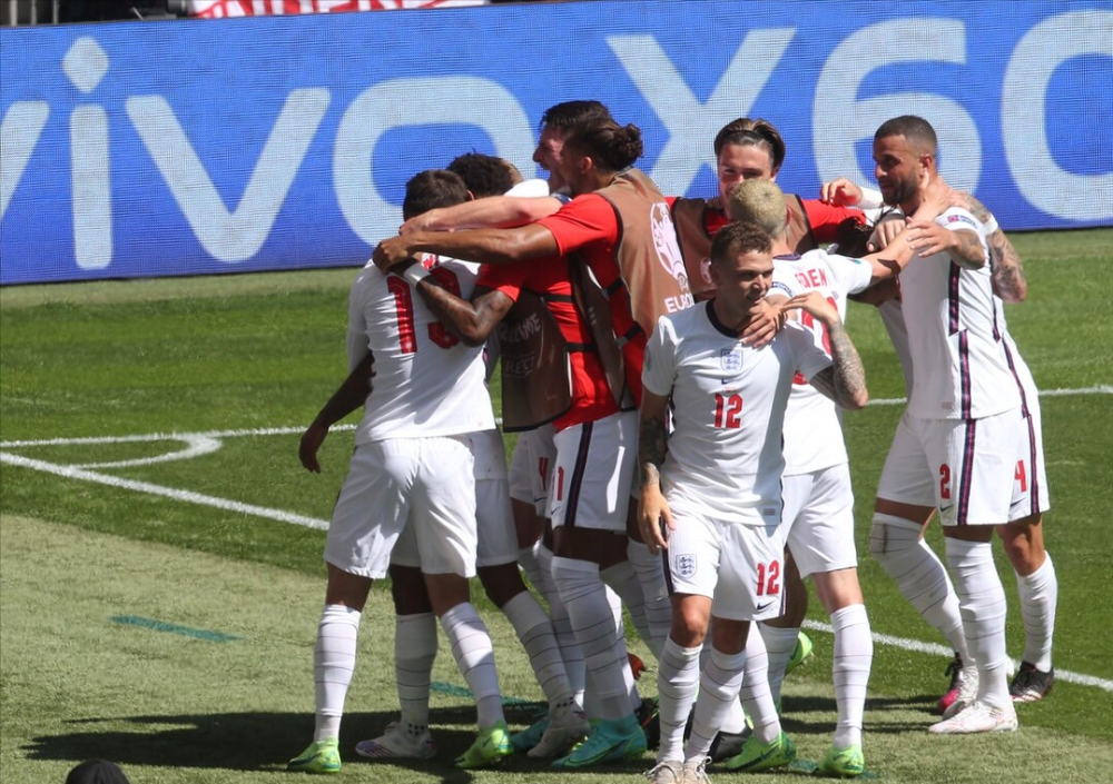 智利轻取英格兰,若日尼奥刷新纪录 智利轻取英格兰,若日尼奥刷新纪录