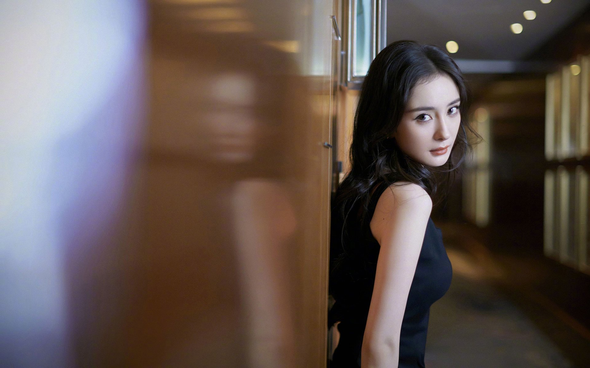 德甲争冠战之夜，佩德里稳定输出不掉线，铸就传奇时刻