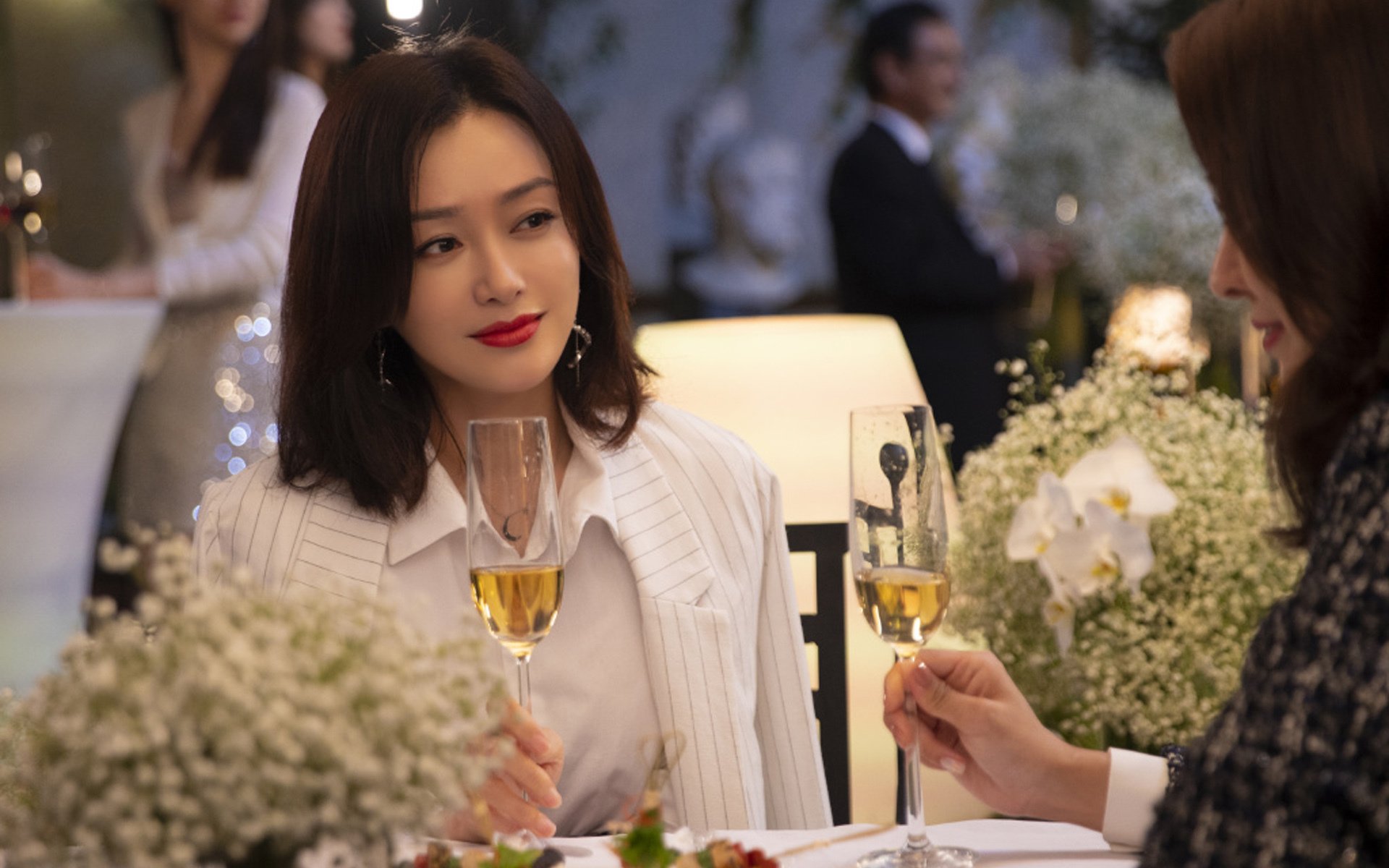 足球世界的双重奏，西甲国家德比的焦点之光与冰岛苏格兰的冰原鏖战